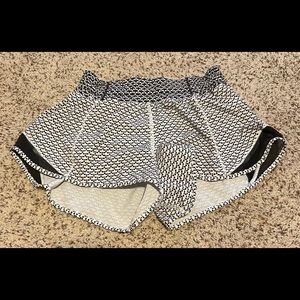 Lululemon Hotty Hot 2.5